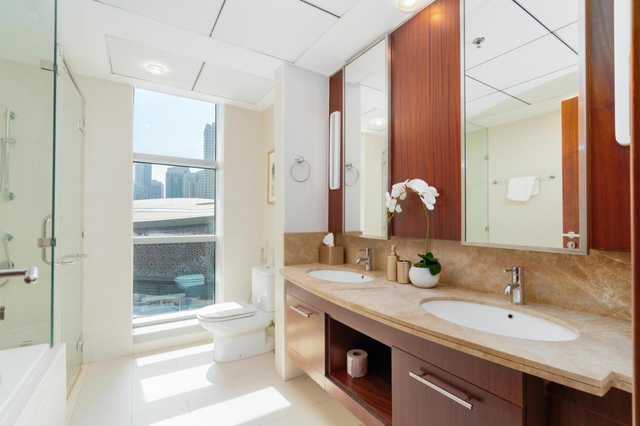 Ultimate Stay / 4 Beds / Full Opera View / Dubai Mall & Burj Khalifa - 5 Min Walk Exterior photo