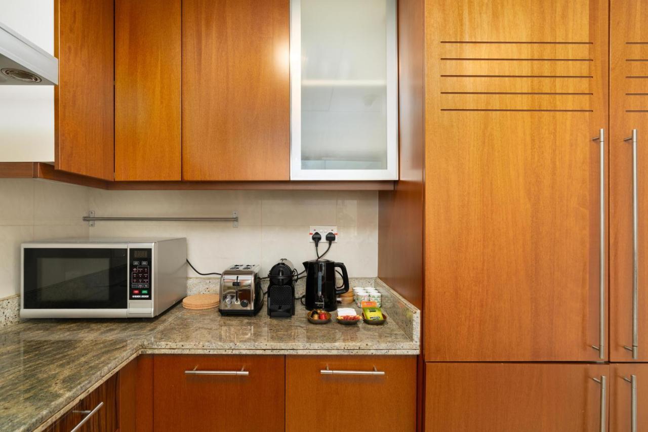Ultimate Stay / 4 Beds / Full Opera View / Dubai Mall & Burj Khalifa - 5 Min Walk Exterior photo